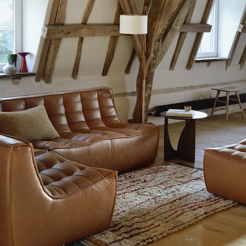 Geometric Sidobord Ek svart