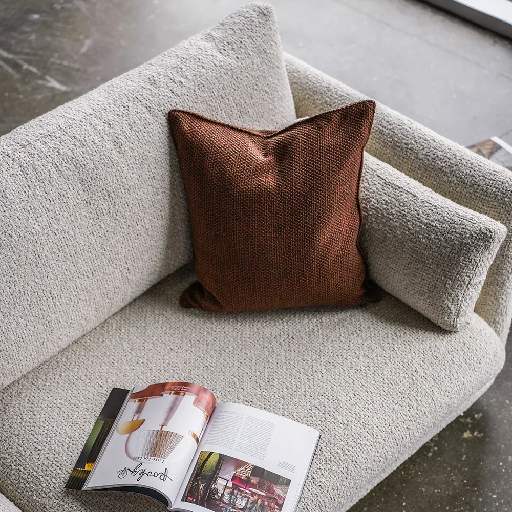 Bloom 2-sits soffa m/sockel Sand