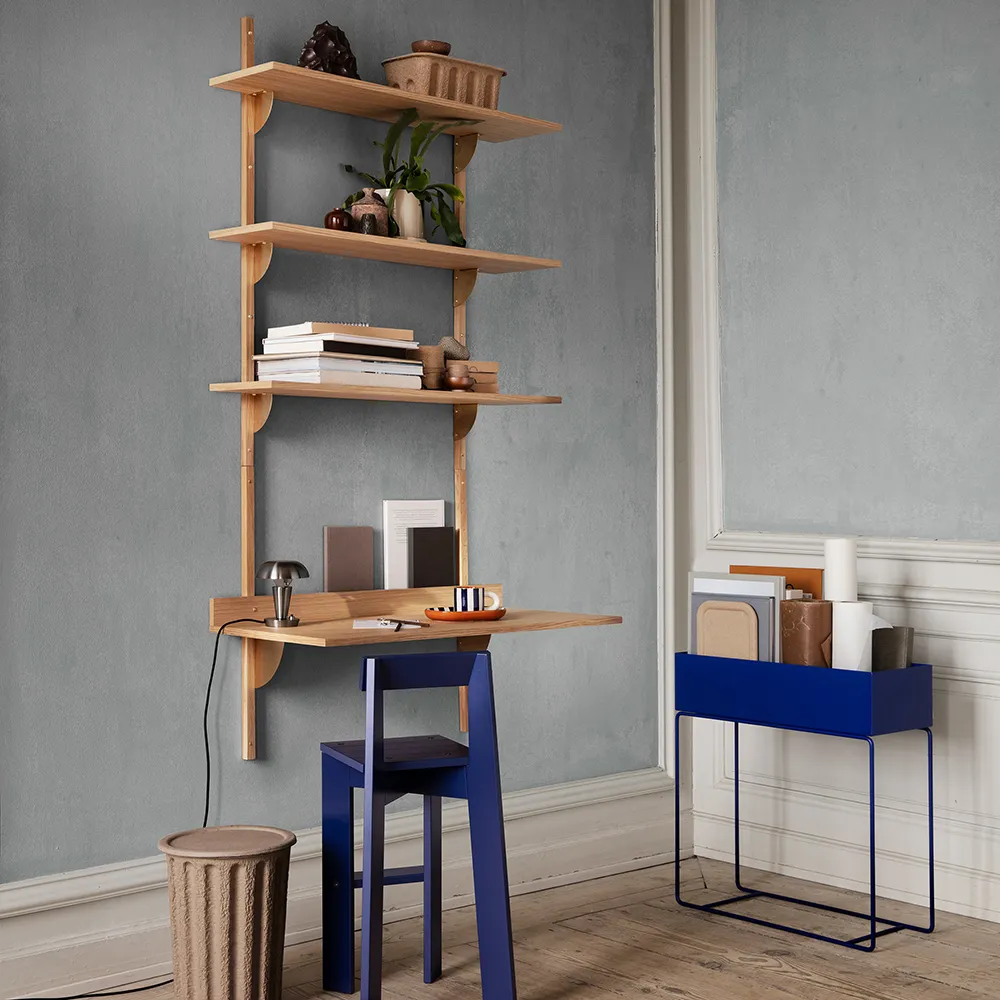 Alternativ bild 1 för Ferm Living - Sector Desk - Skrivbord - Oak/Brass Black - W87 x H66,5 x D45,1 cm