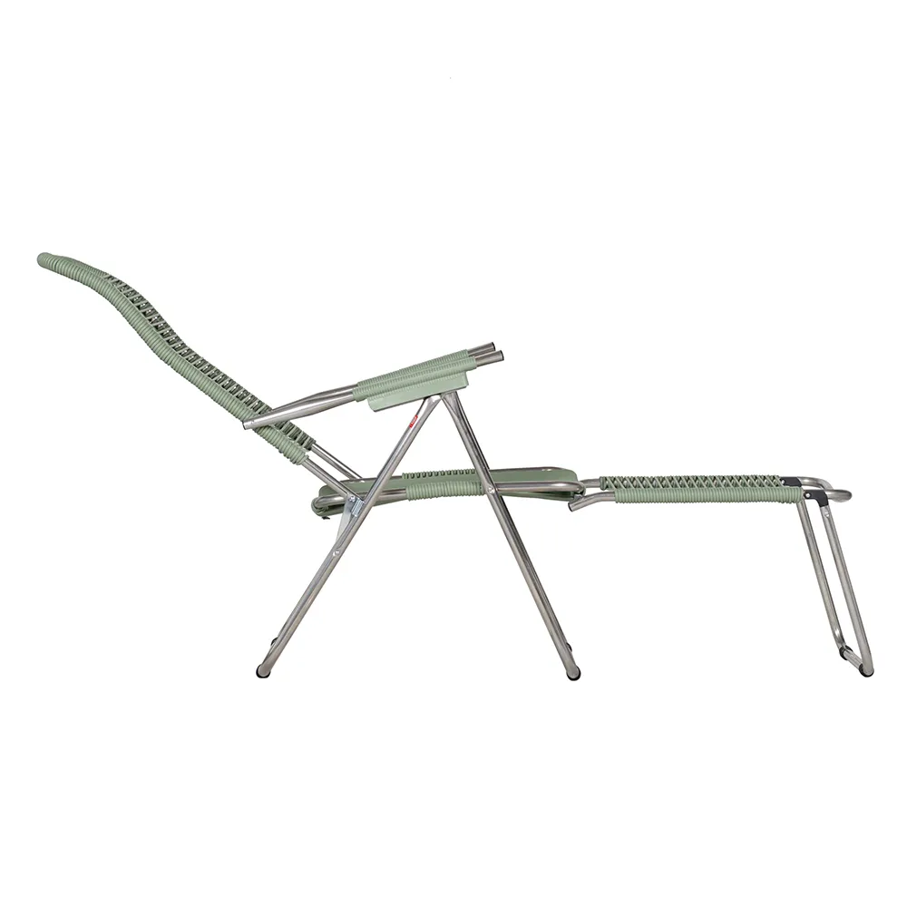 Spaghetti solstol sage green aluminium 