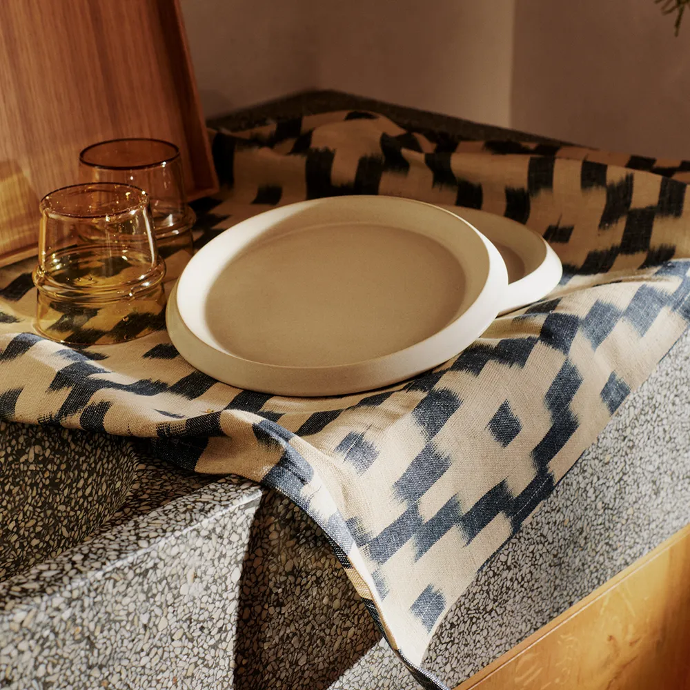 Ikat Kökshandduk - Ink Blue/Off-white