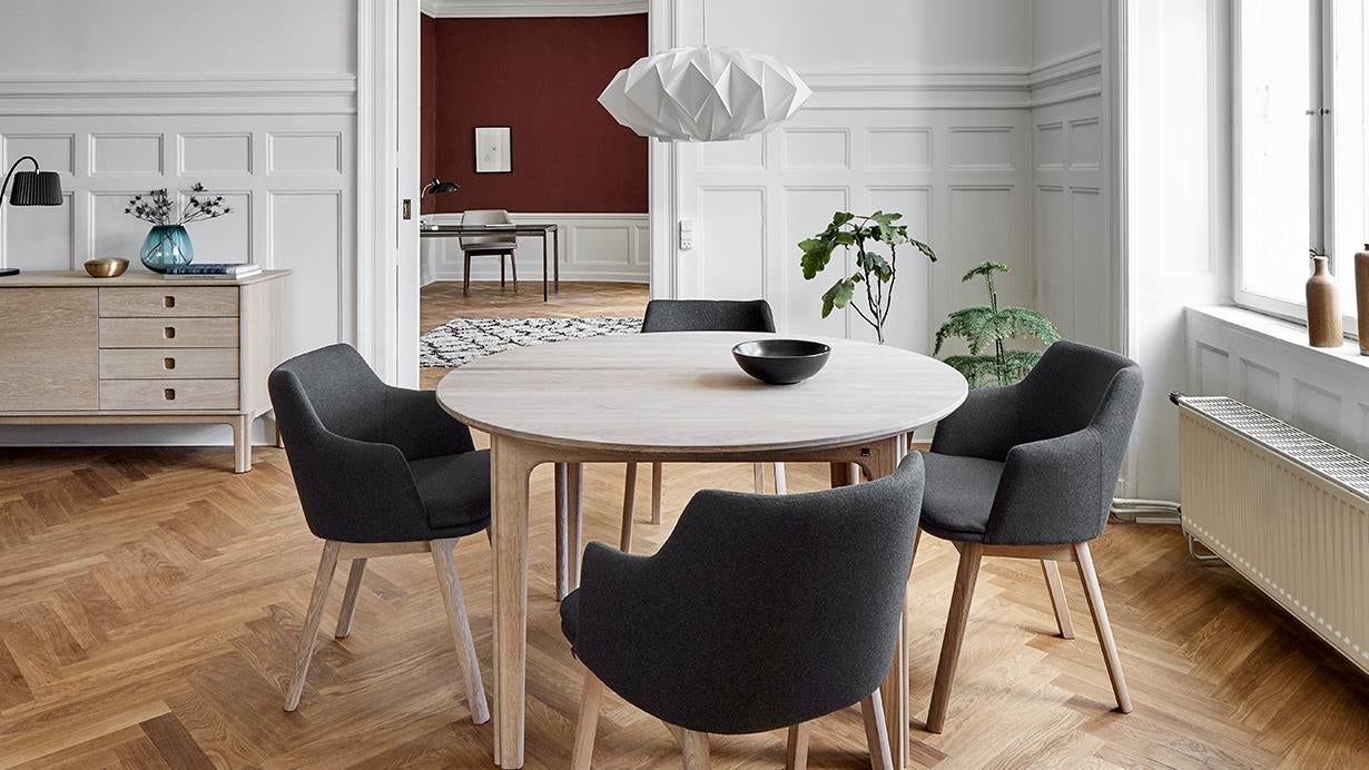 Sm112 matbord Ek Massiv Vitolja