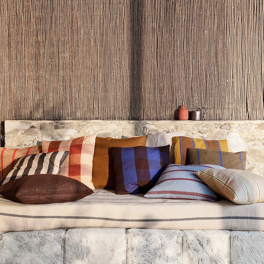 Alternativ bild 1 för Ferm Living - Grand Cushion - Kudde - Sand/Black - W50 x H50 cm