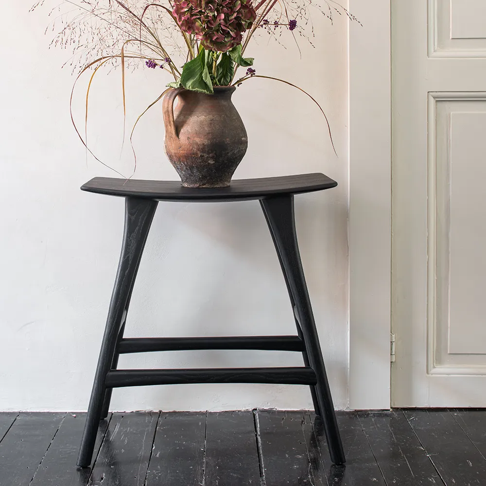 Osso Barpall Låg Svartlackad ek