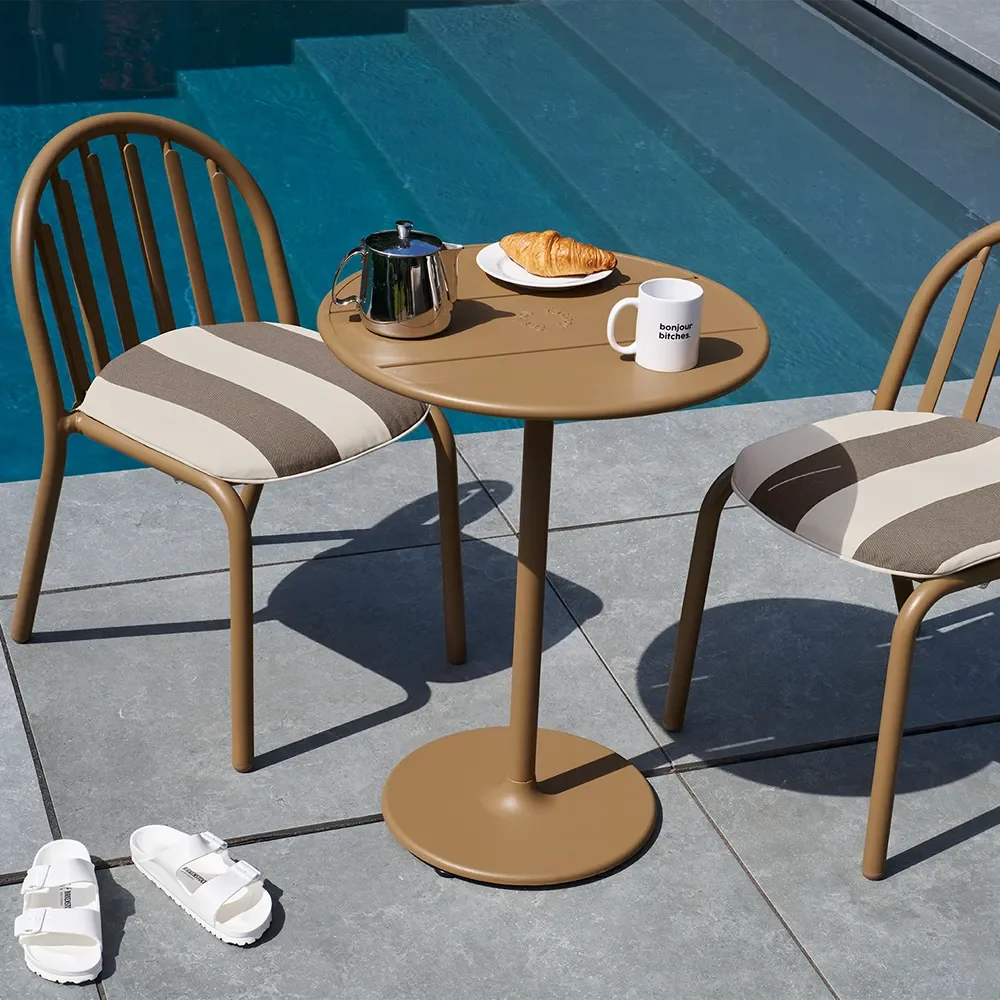 Fred'S Bistro Bord Mochaccino