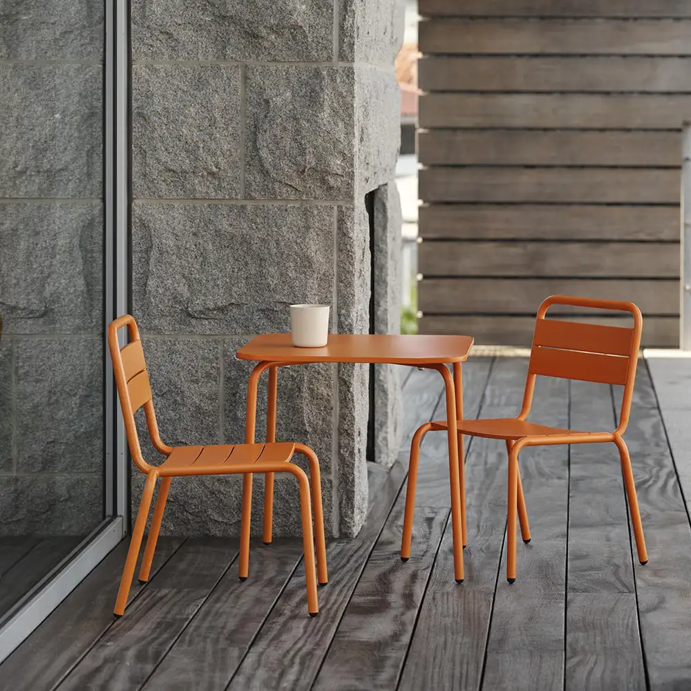 Nera cafébord barn orange 