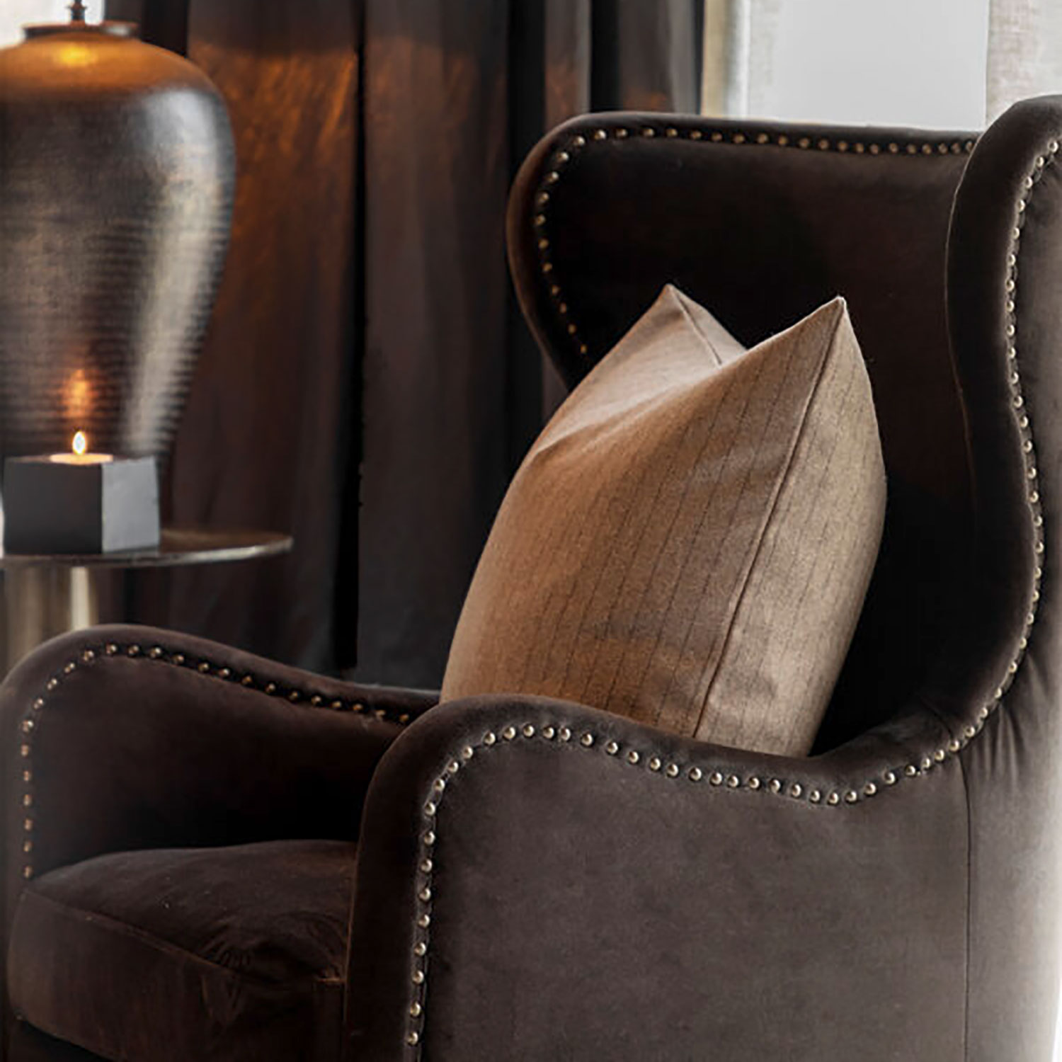 Alternativ bild 1 för Artwood, Mischa fåtölj velvet dark brown