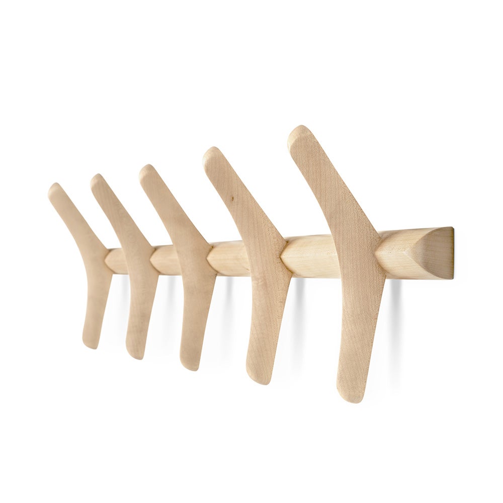 PI Klädhängare Lackad Lönn 