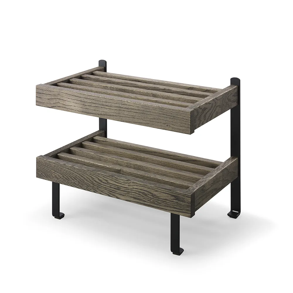 oscarssons möbel, nadja skohylla rökt ek/mattsvart stål