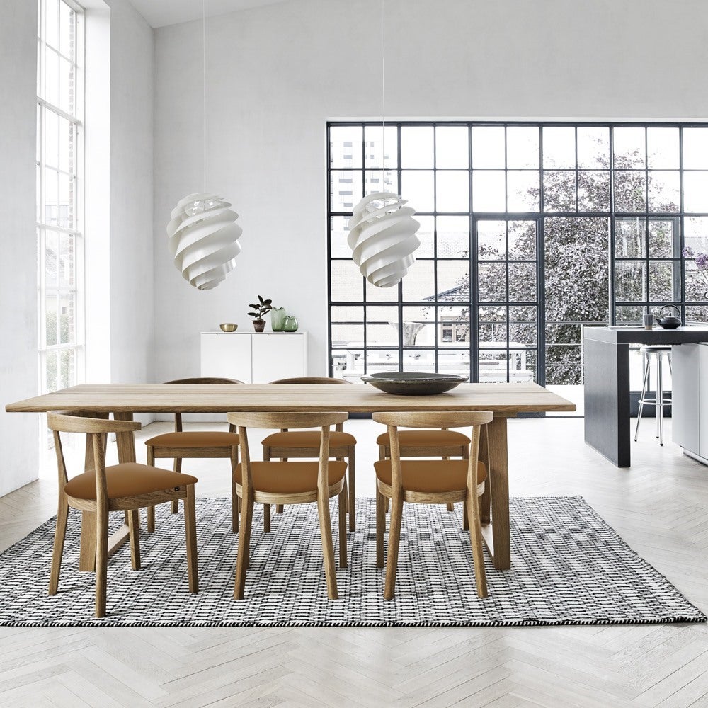 Sm52 stol med tyg i kategori 1 