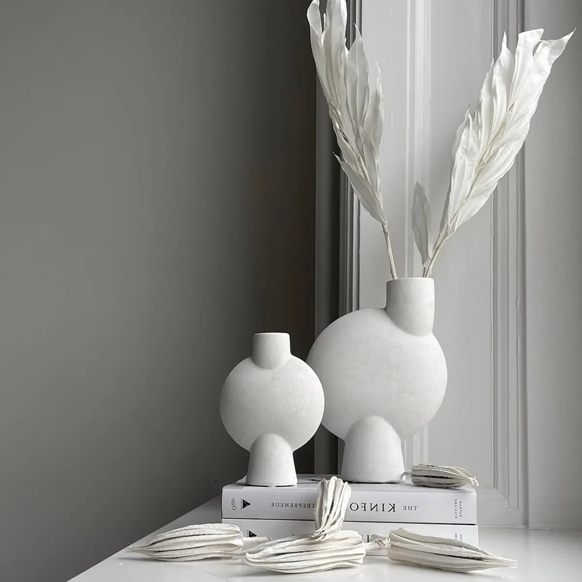 Handmålad vas Sphere Bubl Mini Bone White H19 cm