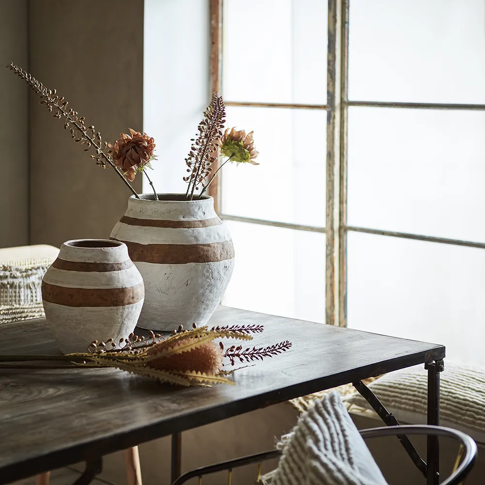 Camille Kruka L White/brown