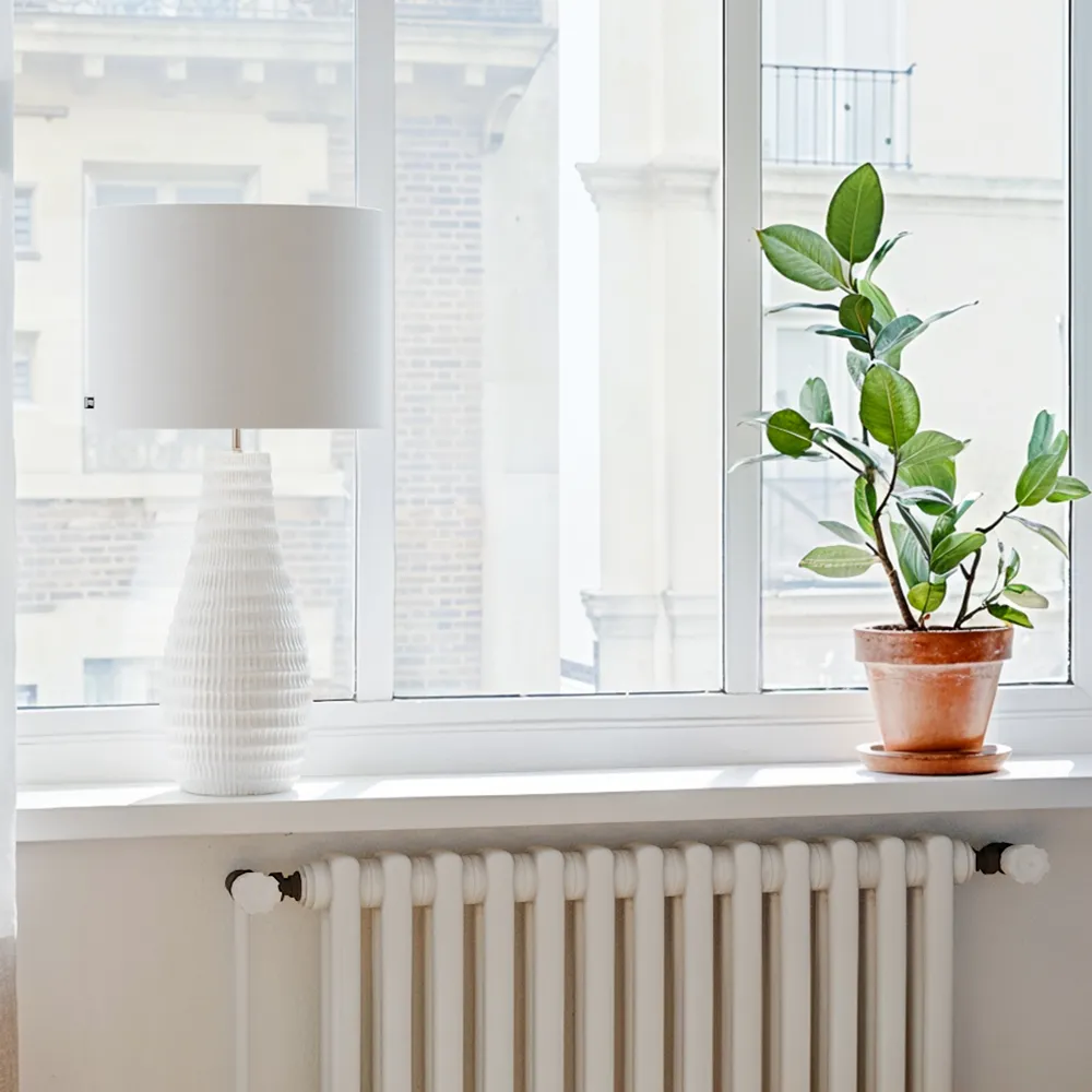 Bartha bordslampa creme/beige