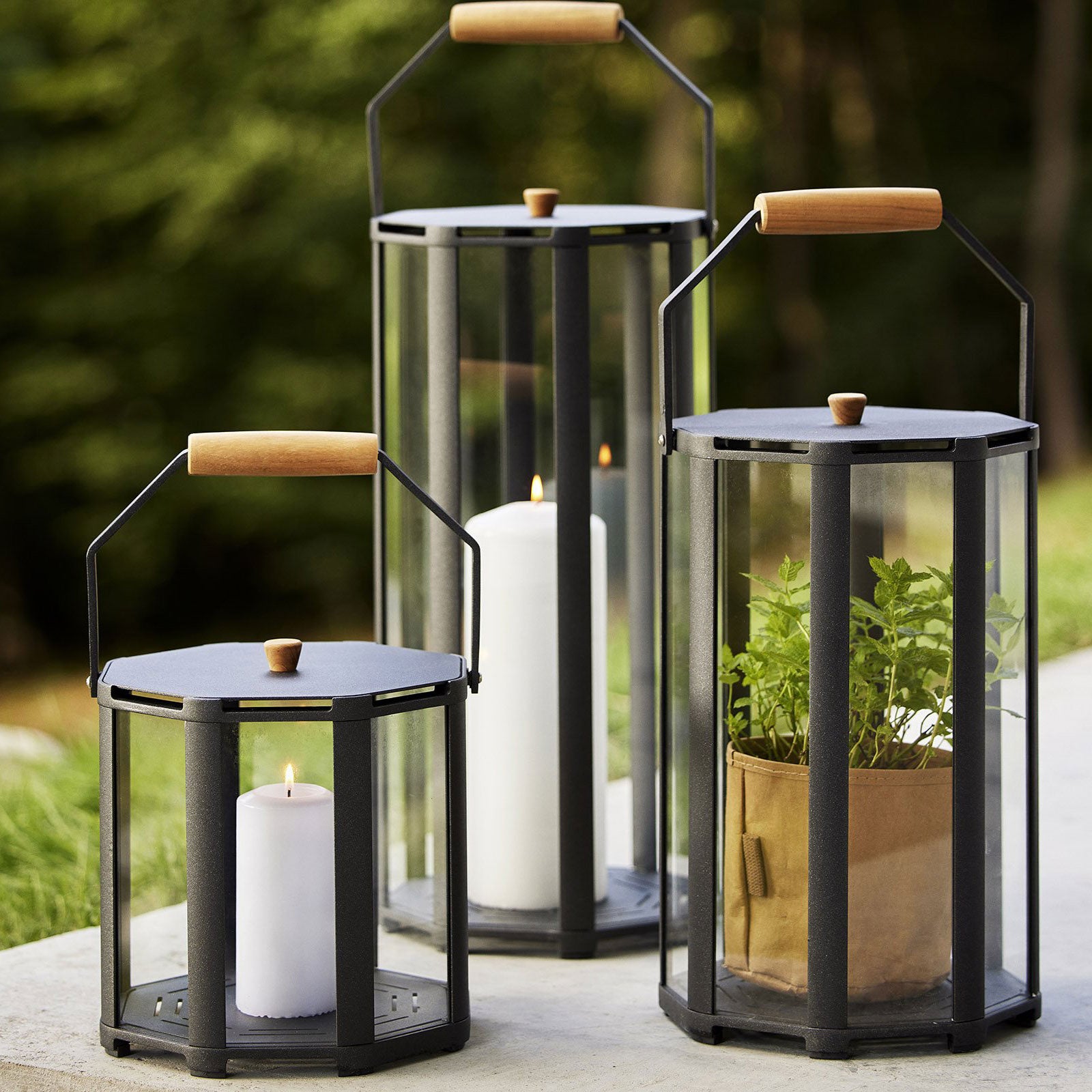 Alternativ bild 1 för Cane-Line, Lightlux Lykta Lava Grey