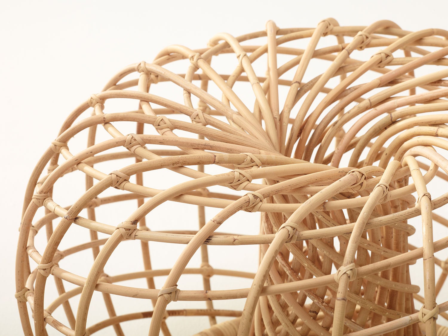 Nest Liten Pall Indoor 