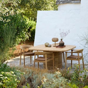 Mellow matbordunderrede kvadratisk f/bordsskiva 144x144 cm Teak