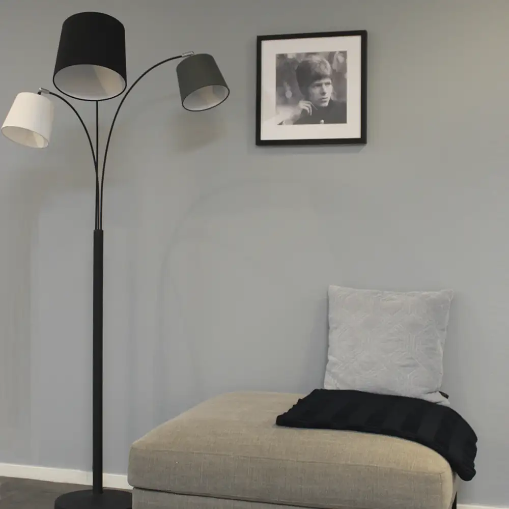 Foggy golvlampa 3 Sandsvart