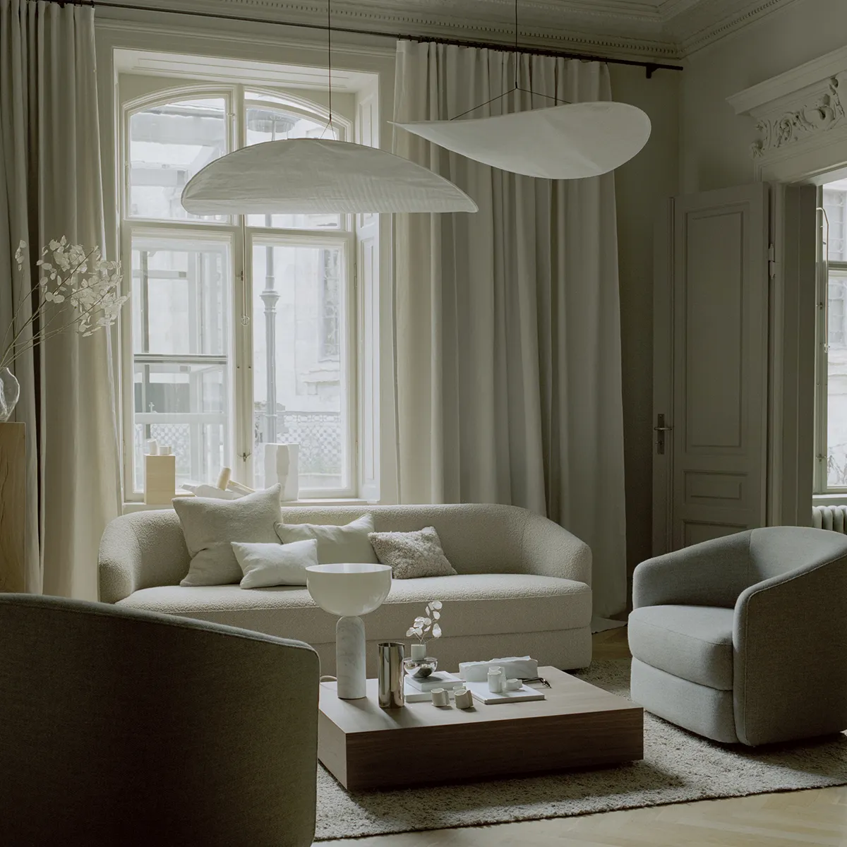 Kizu Bordslampa Large Vit Marble EU