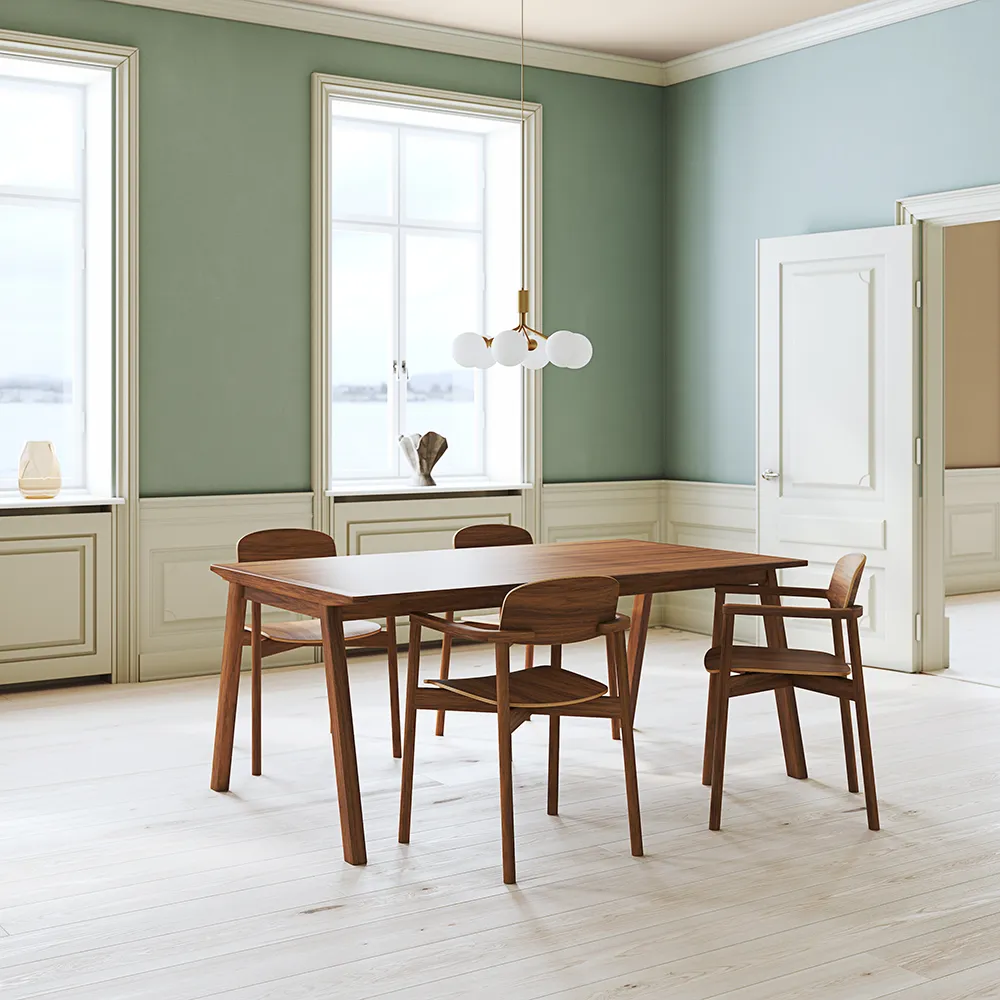 SM842 Matstol Oljad Valnöt