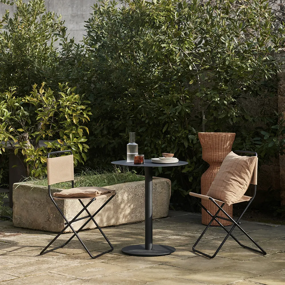 Pond Cafébord Black