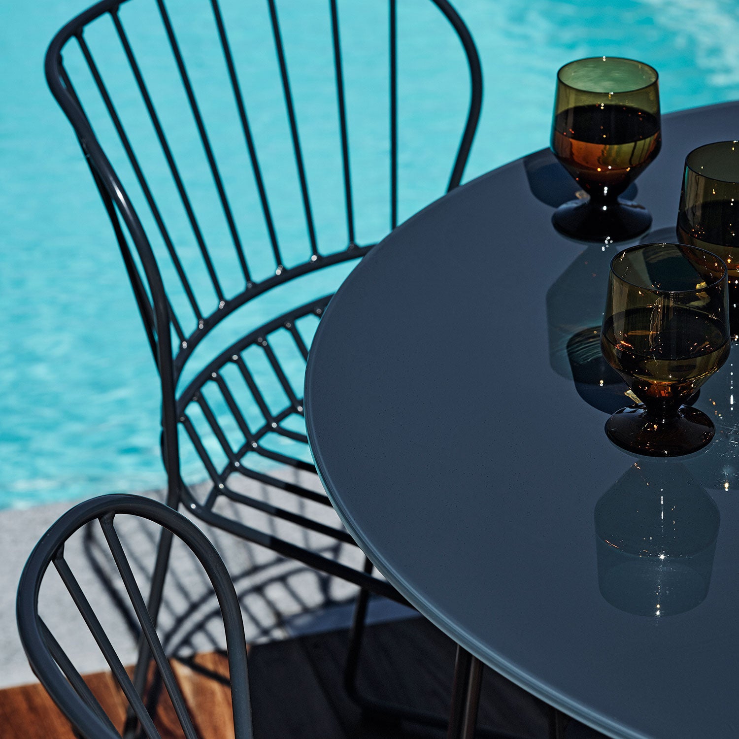 Resö Stol Mörkgrå 