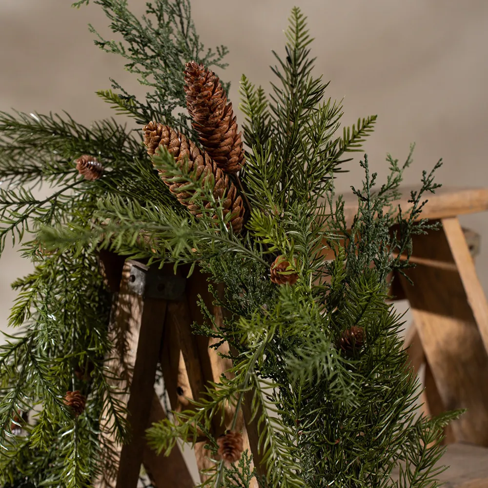 Alternativ bild 1 för Mr Plant, Girlang med kottar 180 cm