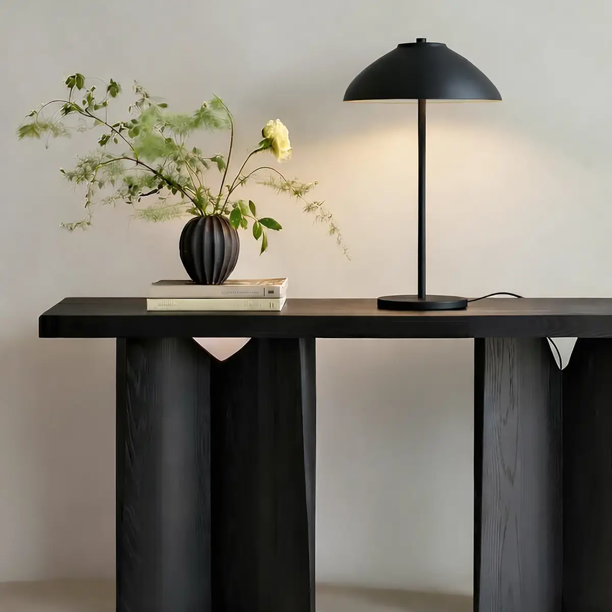 Bordslampa Vali Ø24xH40 cm Metall Mattsvart