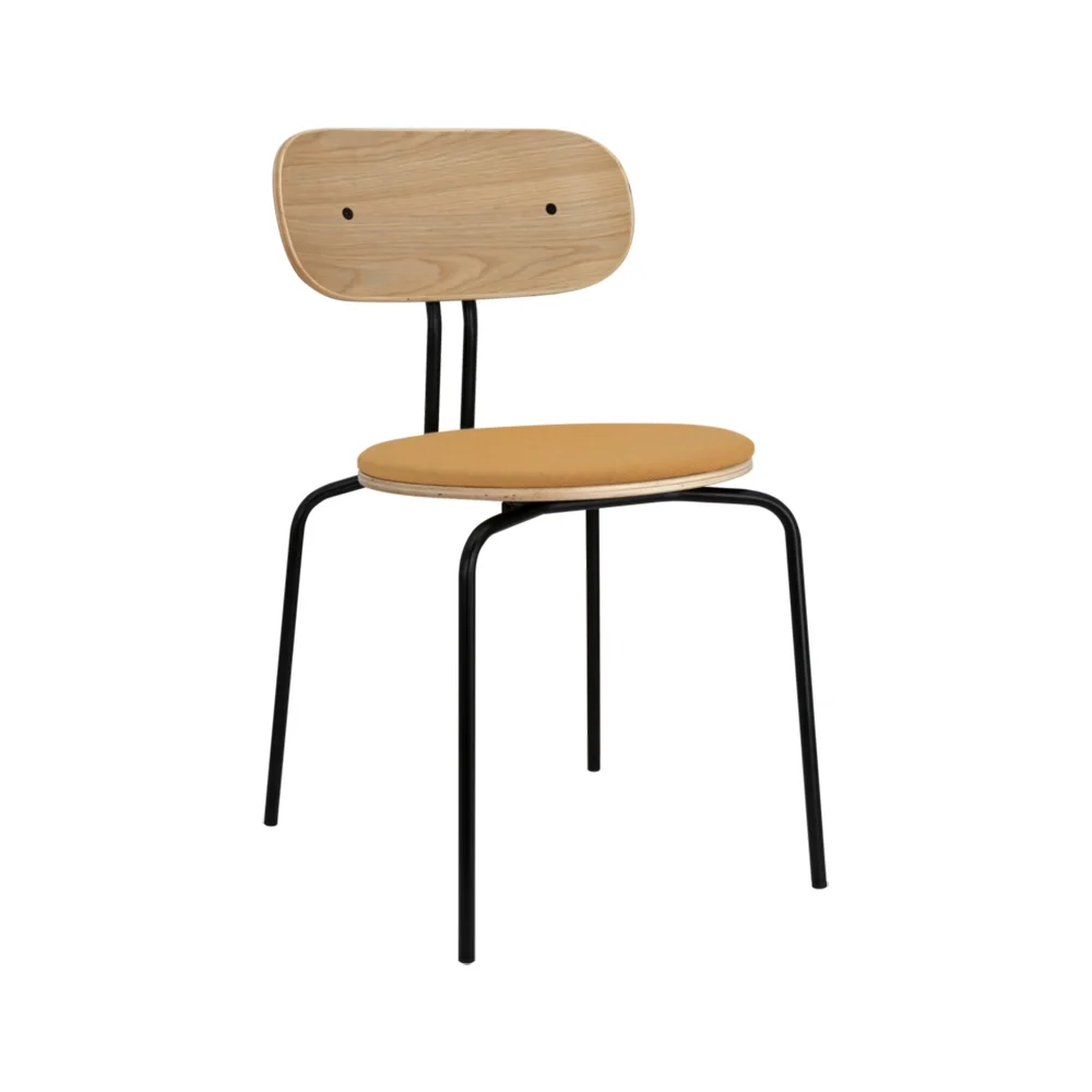 Curious Matstol Ek/Svart Metall Tangerine