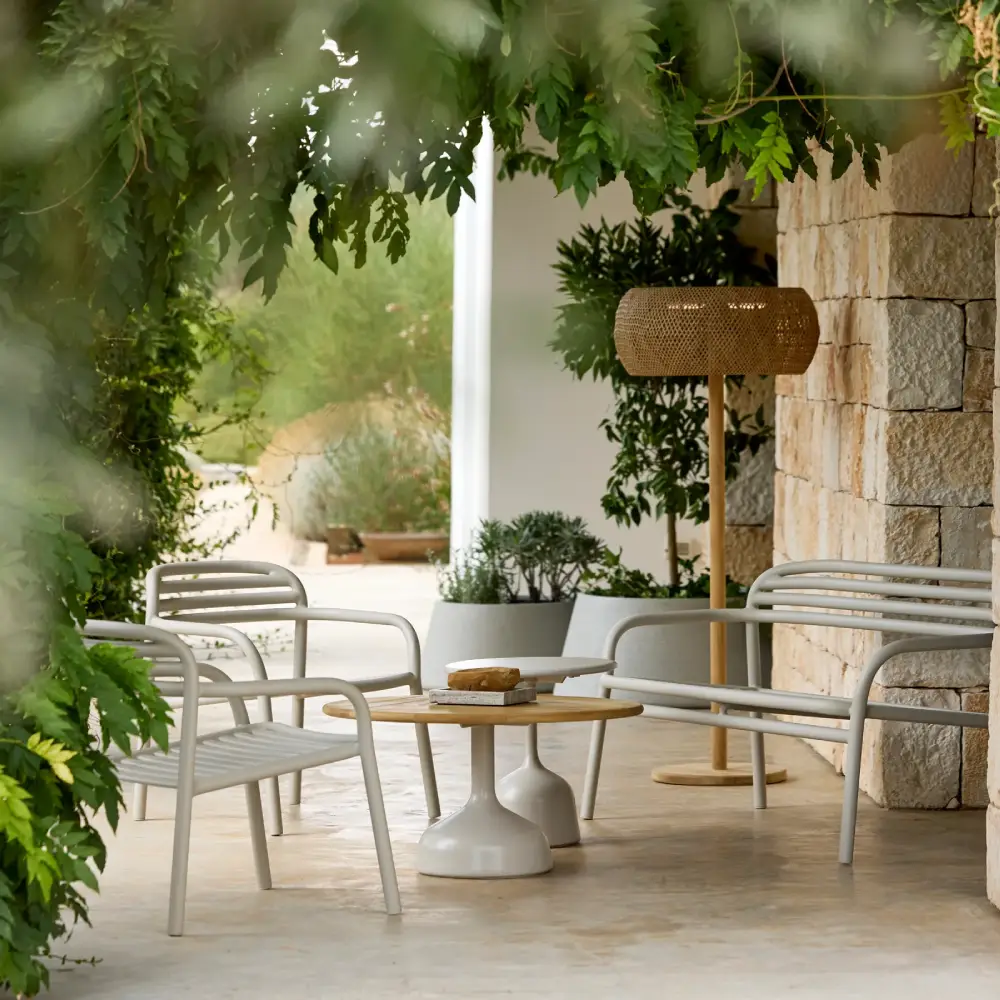 Illusion Glow golvlampa m/natural Weave Teak