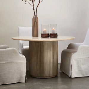 Villanova Matbord Ø130 cm
