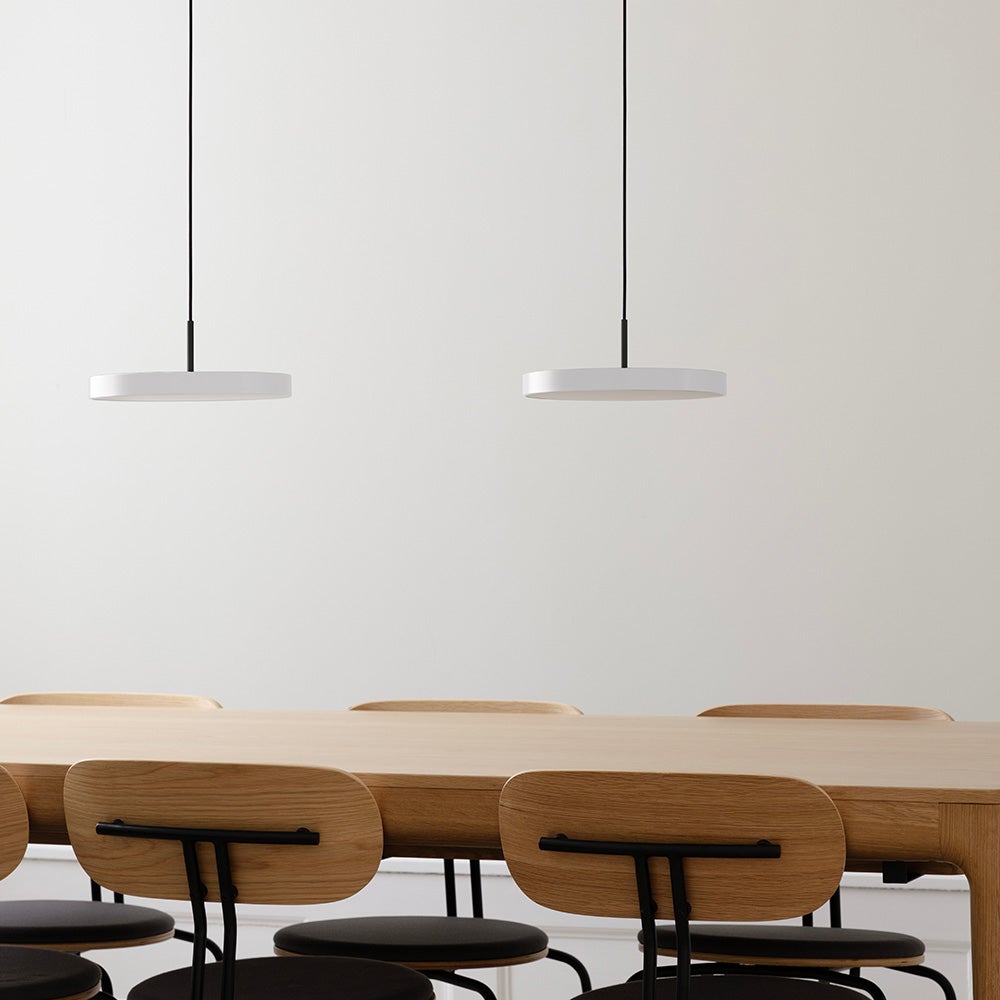 Asteria Mini Ø31 cm Pendellampa Pearl White/Svart