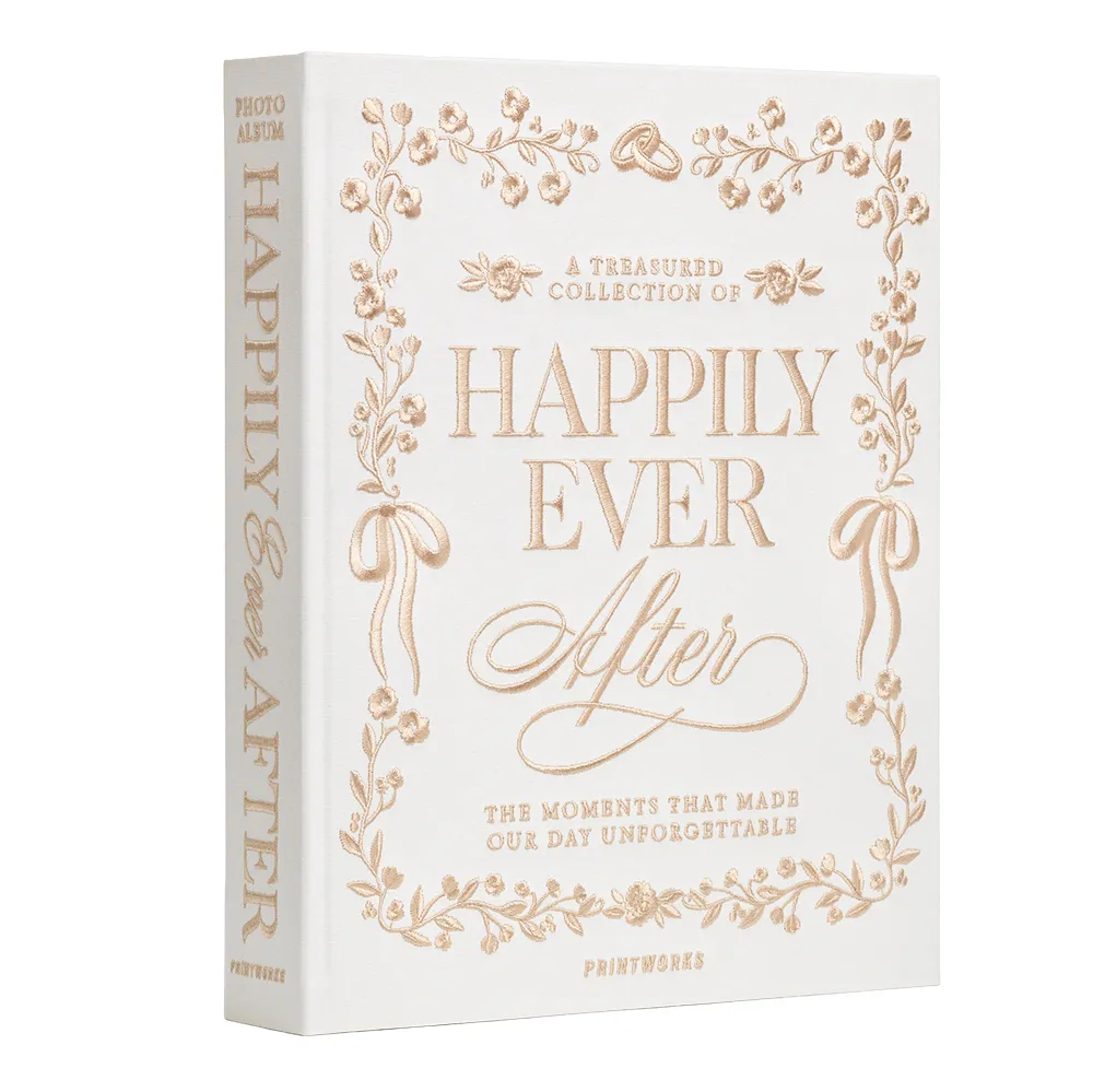 Broderat Fotoalbum - Happily Ever After
